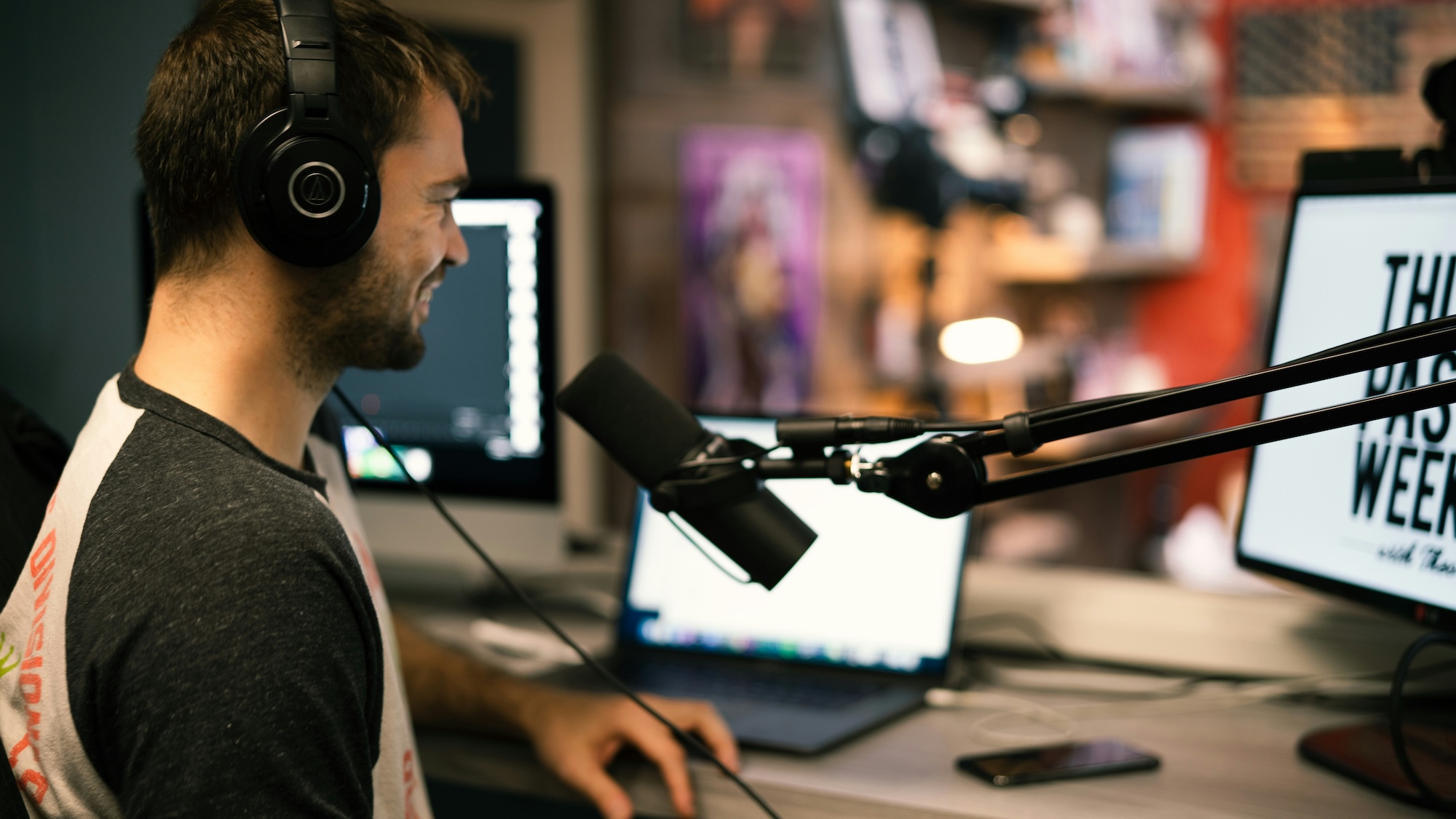 Content marketer using PodcastLamp